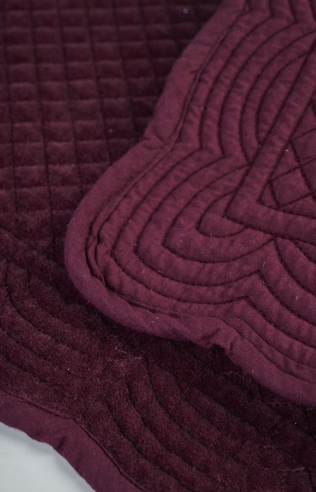 Lauamatt tumepunane - 2