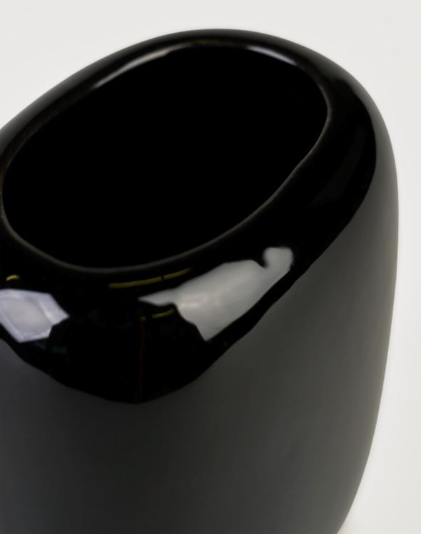 Hambaharjatops must - 2