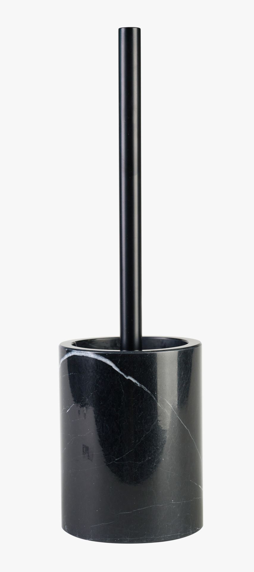 18 yoshdan pastdan tualet qulining korinishi 18 yoshdan pastdan tualet qulining korinishi