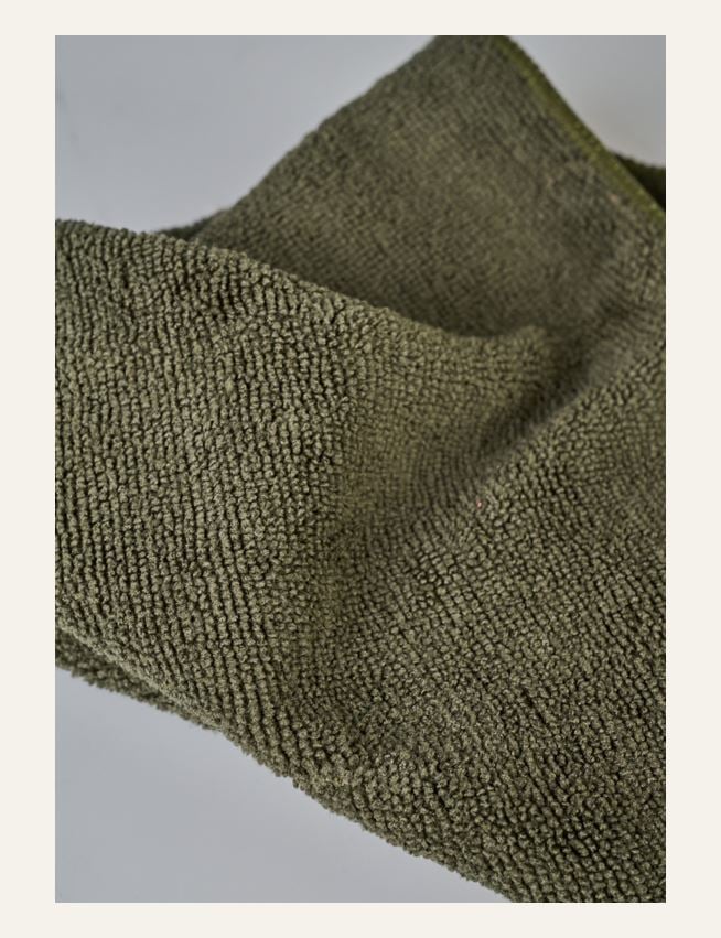 Väike rätik tumeroheline - 2