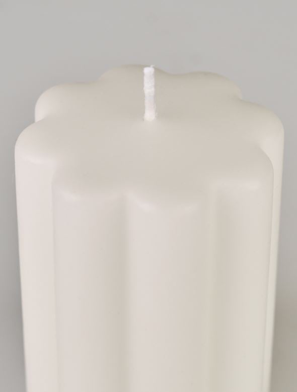 Lauaküünal loodusvalge - 2