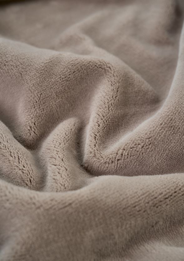 Fliispleed hallikaspruun - 2