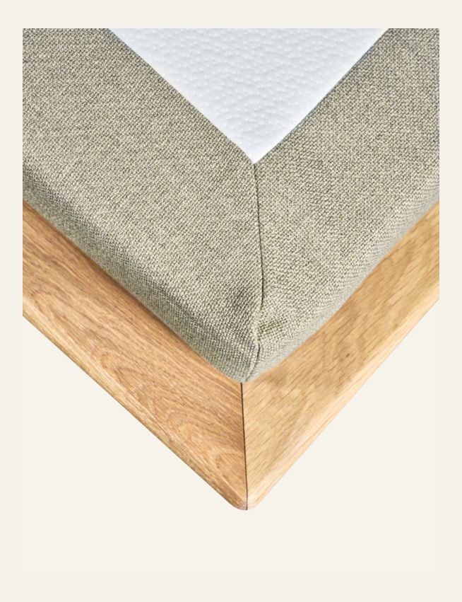 Voodi naturaalse õliga töödeldud tamm - 3