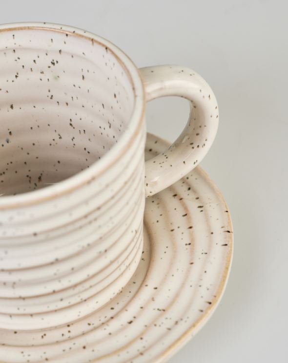 Tass alustaldrikuga hele beige - 4