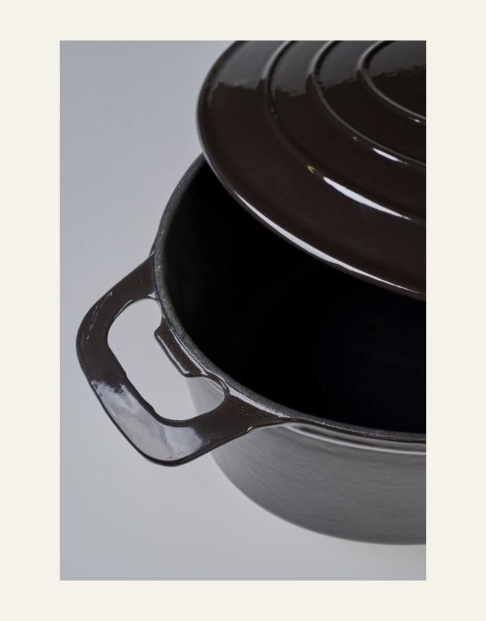 Malmist pott ovaalne must - 2