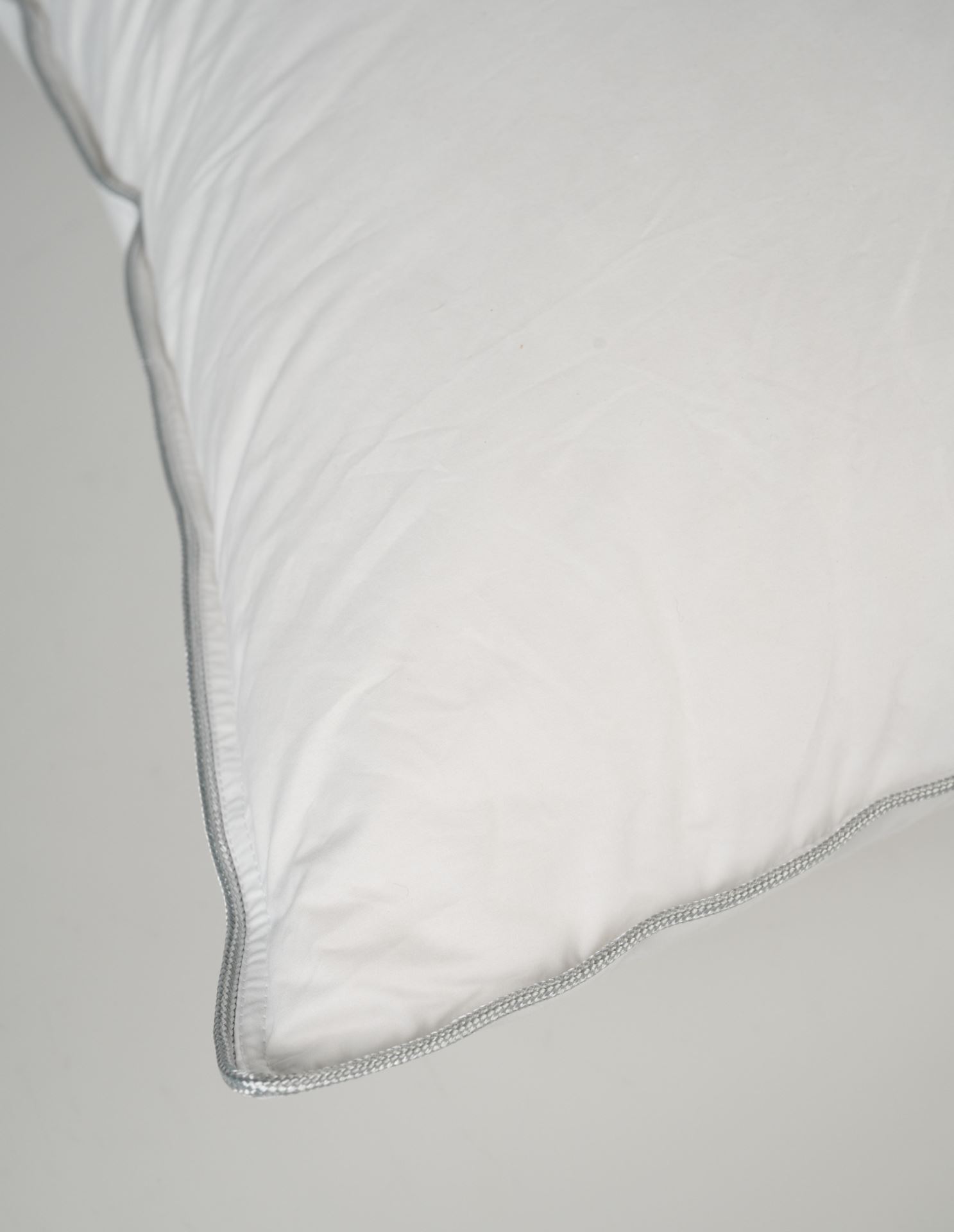 Kõrge udusulepadi valge - 4