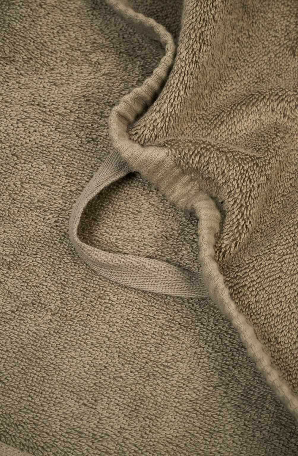 Rätik tumeroheline - 3