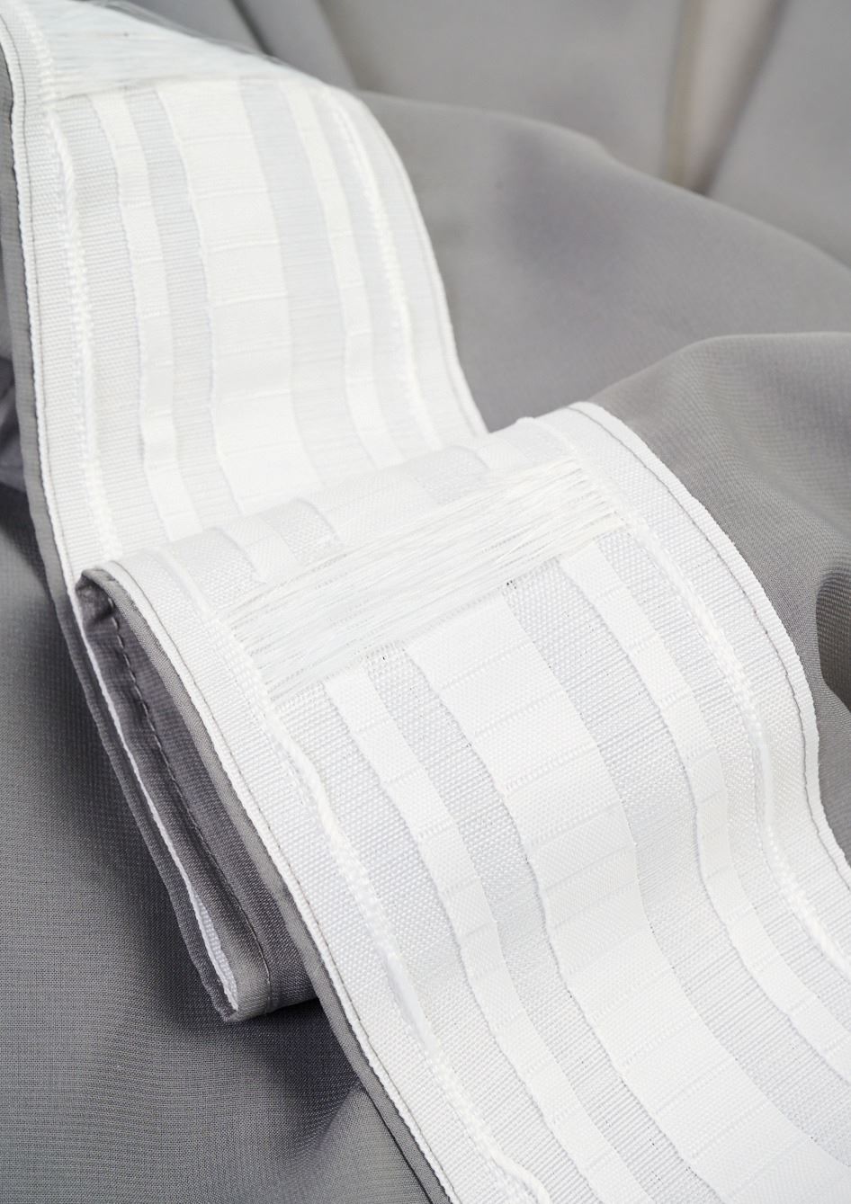 Eriti lai kardin tumehall - 4