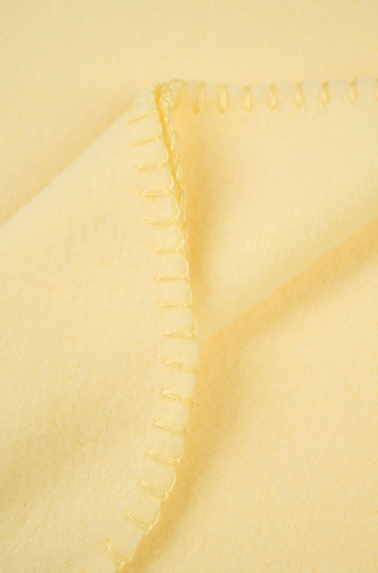 Fliispleed hele kollane - 2