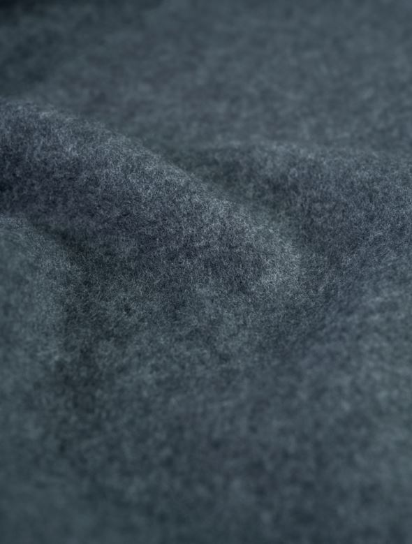 Fliispleed tumesinine - 2