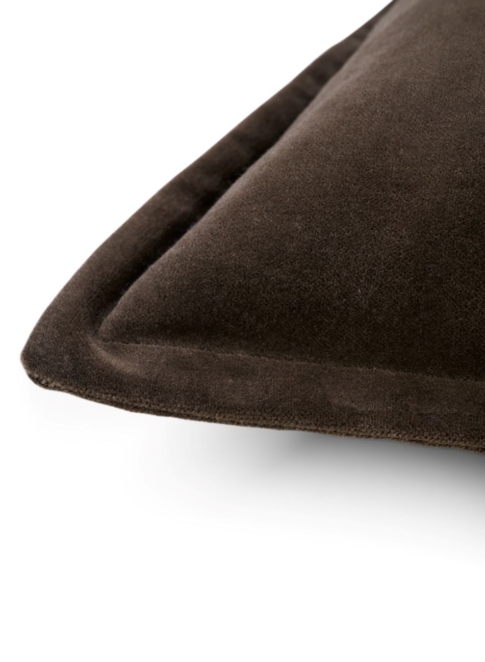 Dekoratiivpadja kate tumepruun - 2