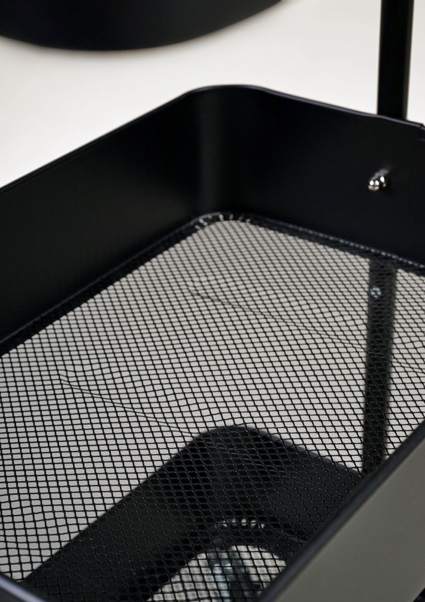 Ratastega riiul must - 2