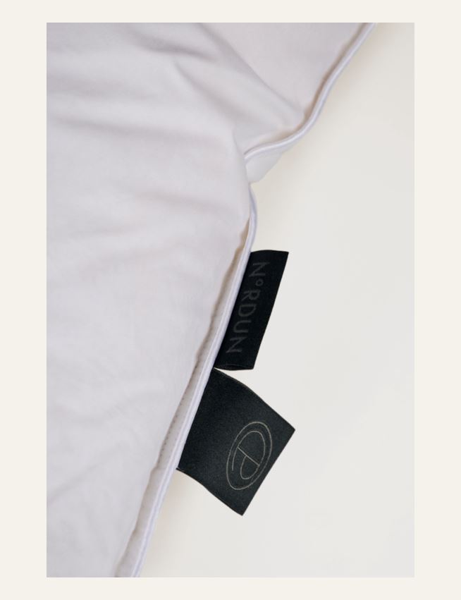 Keskmise kõrgusega udusulepadi valge - 6