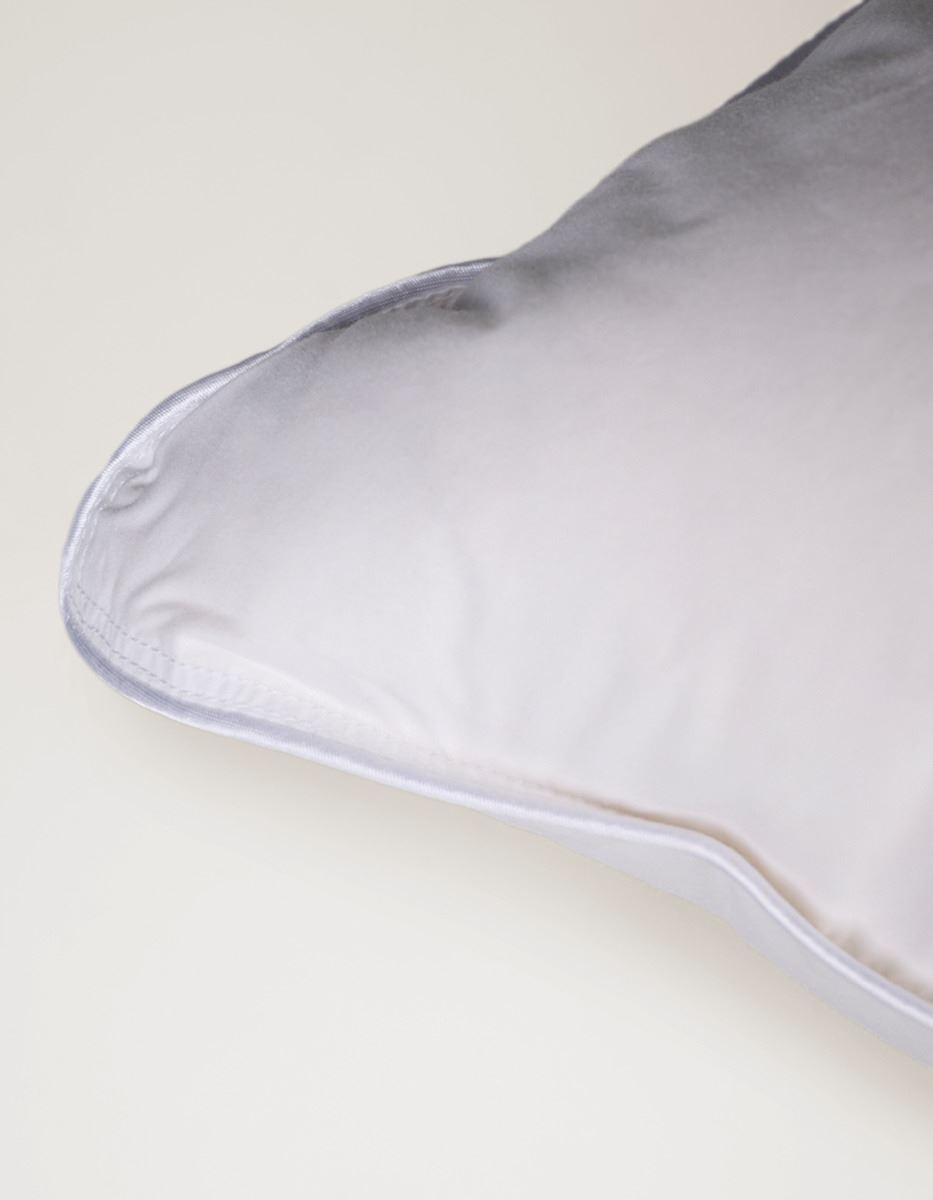 Keskmise kõrgusega udusulepadi valge - 5