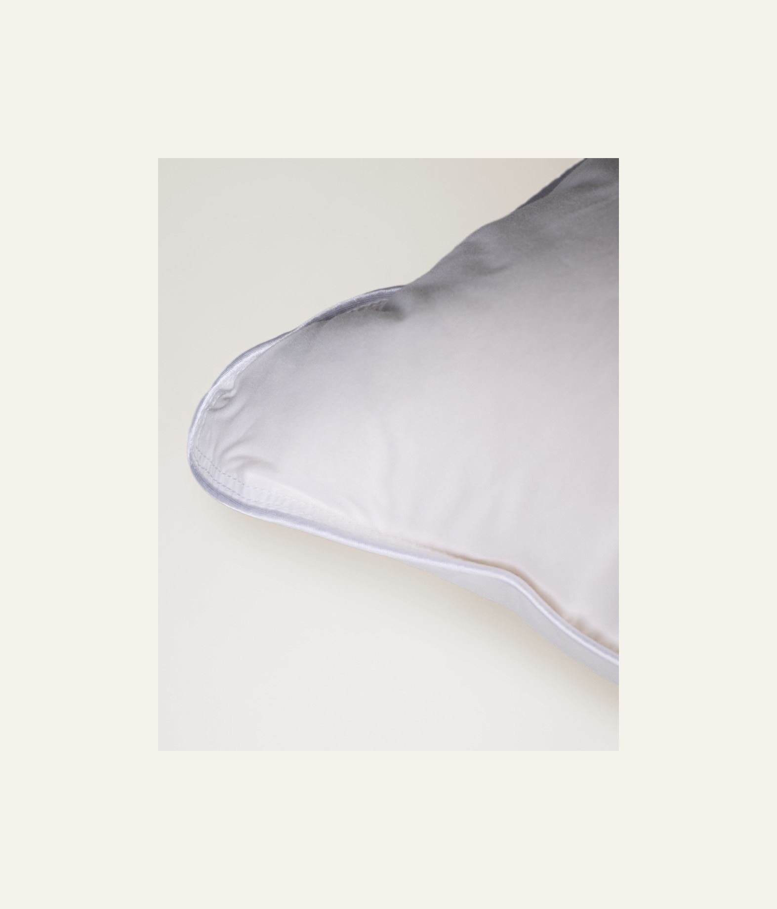 Keskmise kõrgusega udusulepadi valge - 5