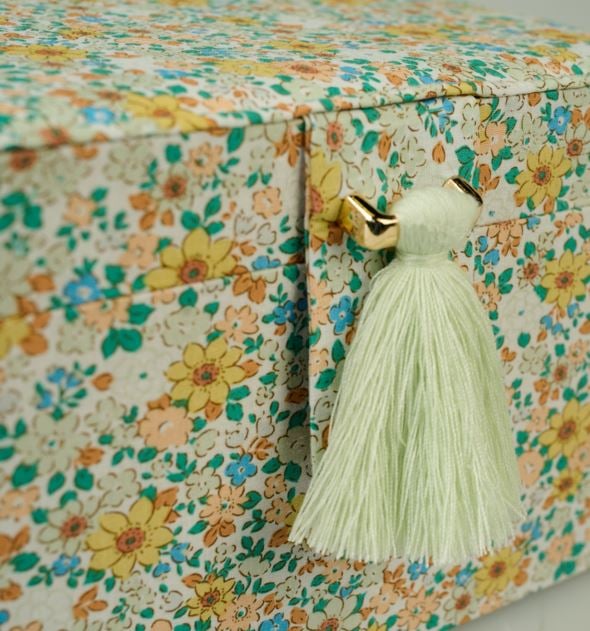 Ehtelaegas mitmevärviline - 4