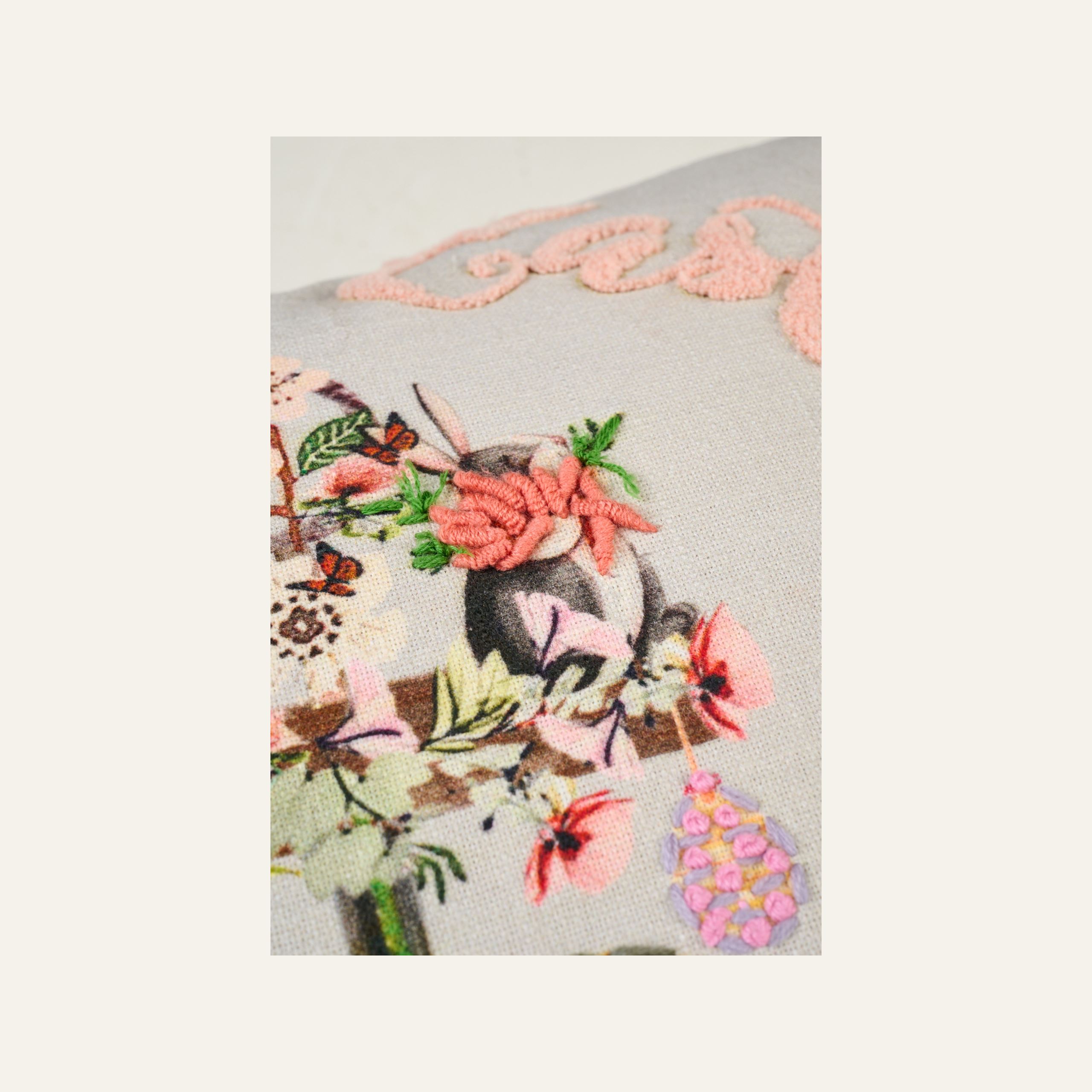 Dekoratiivpadja kate mitmevärviline - 2