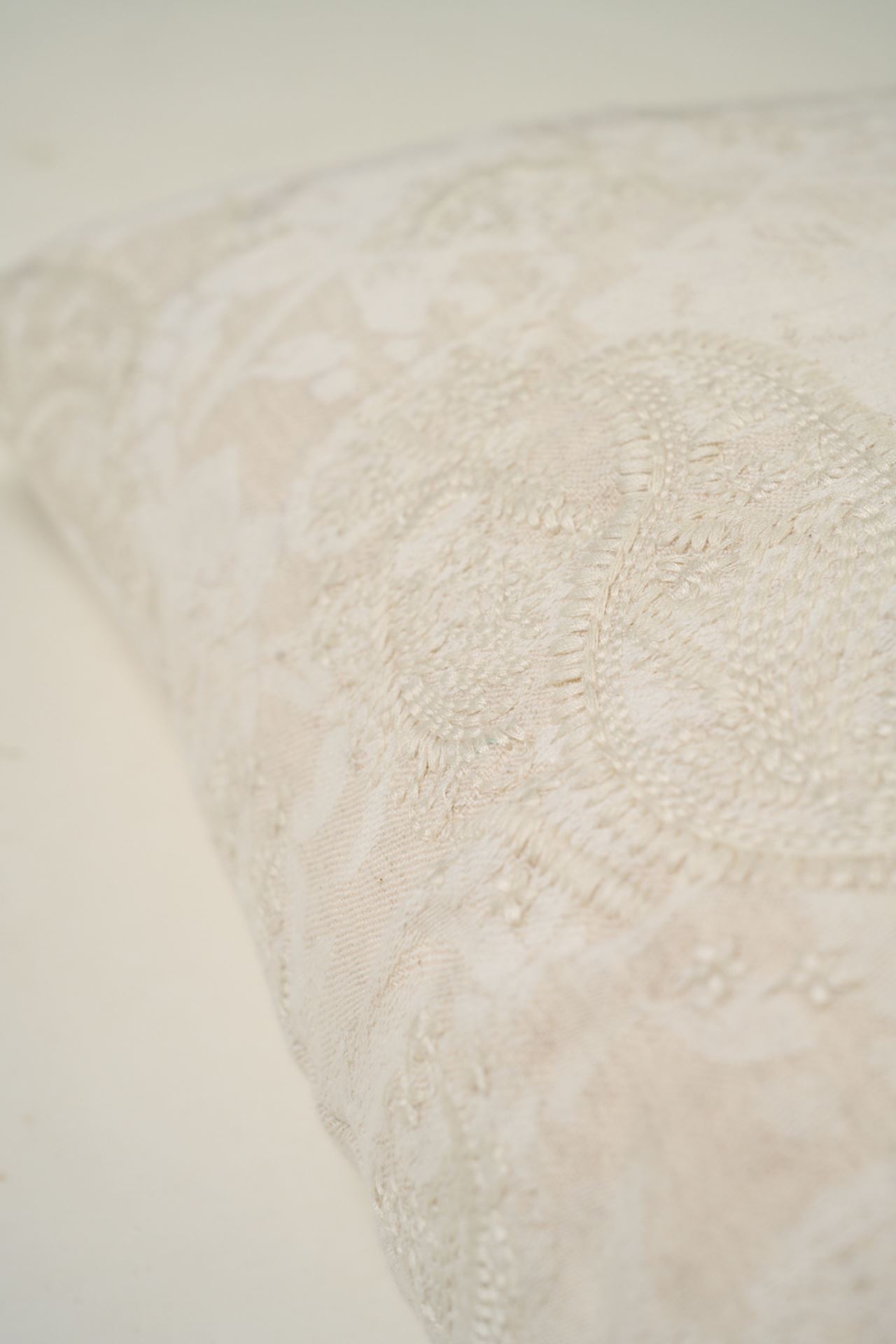 Dekoratiivpadja kate hele beige - 2