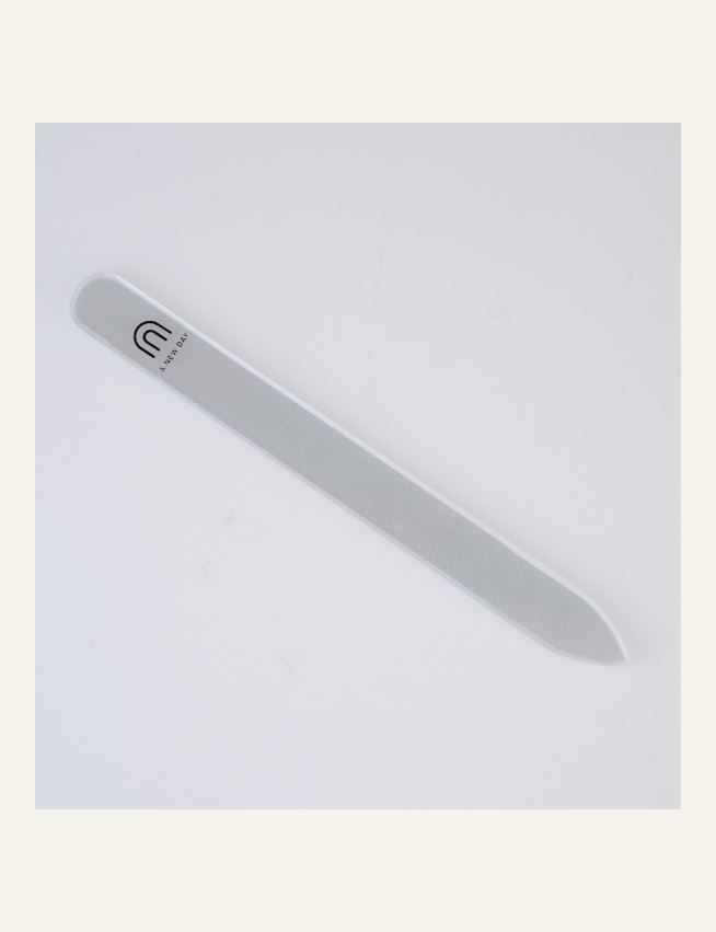 Küüneviil läbipaistev - 2