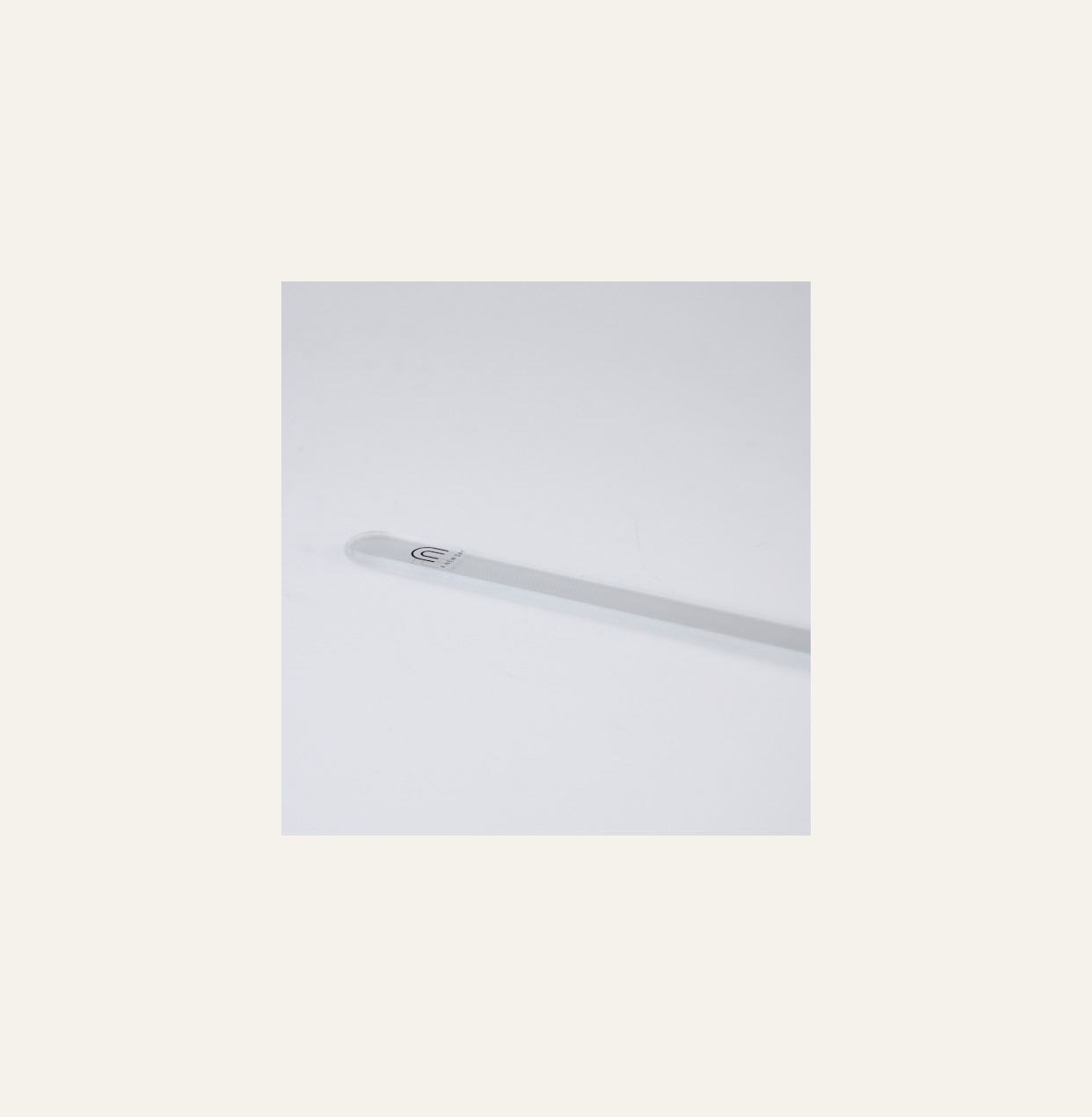 Küüneviil läbipaistev - 4