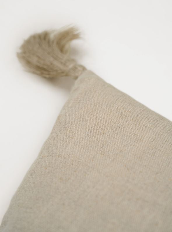 Dekoratiivpadja kate naturaalne toon - 2