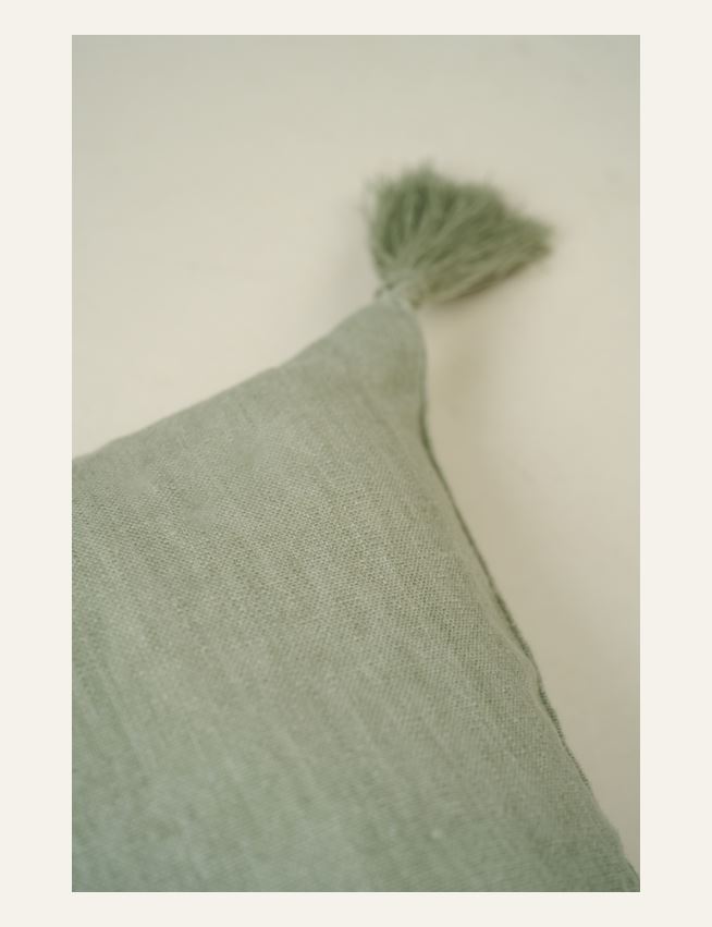 Dekoratiivpadja kate heleroheline - 2