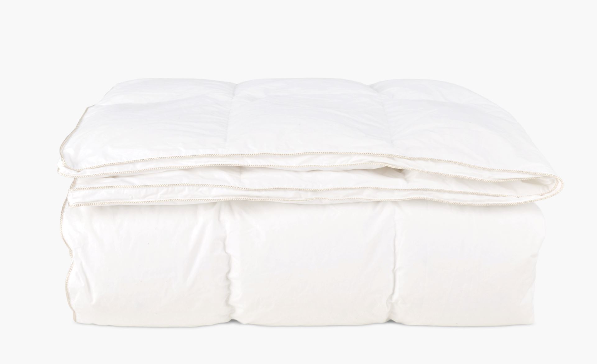 Keskmise soojusega udusuletekk valge - 230x220 cm valge - 1