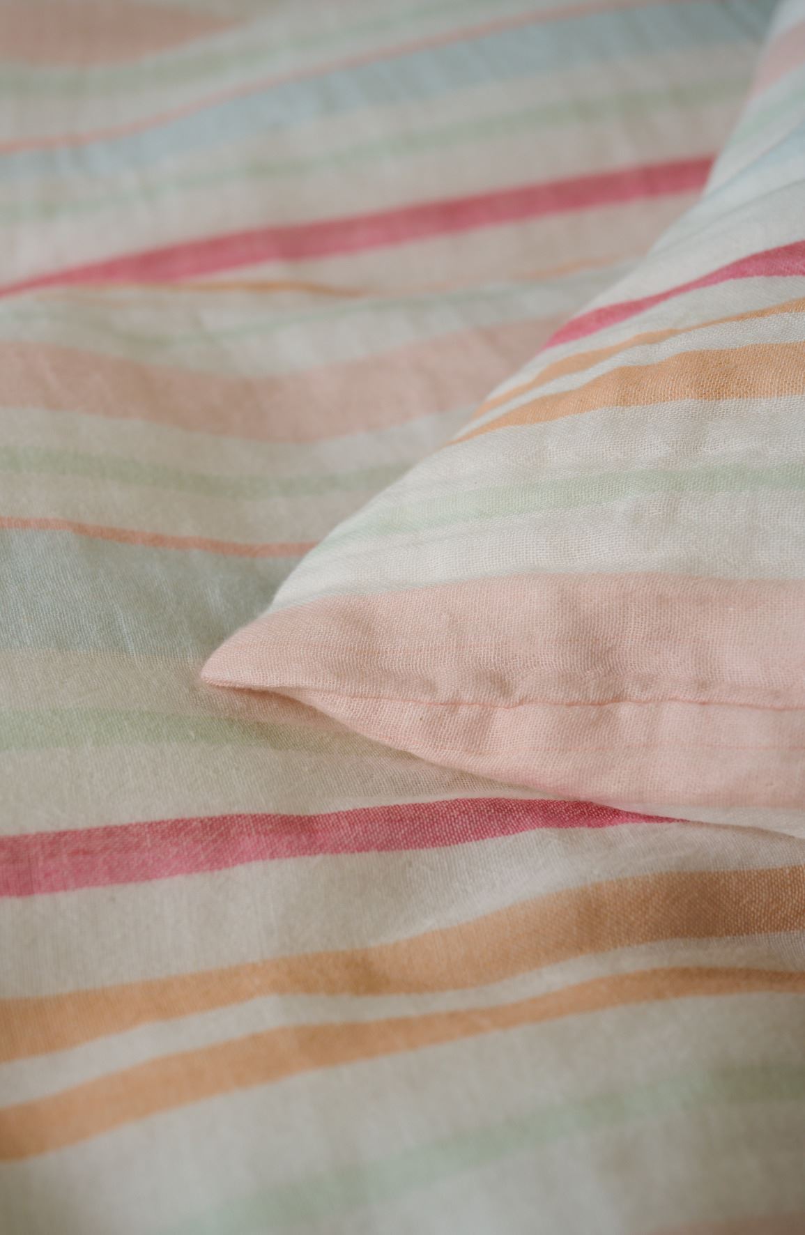 Voodipesukomplekt mitmevärviline - 2