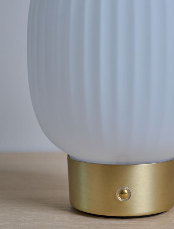 Patareitoitel valgusti messing - 3