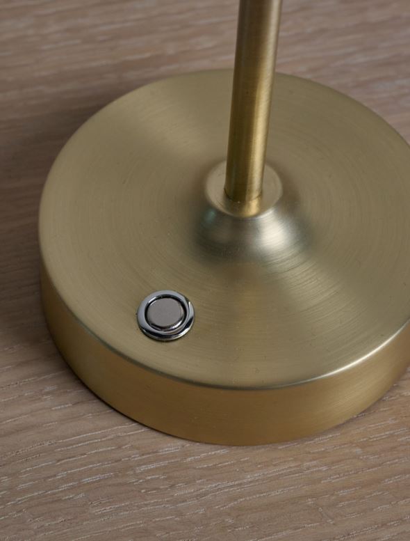 Patareitoitel valgusti messing - 5