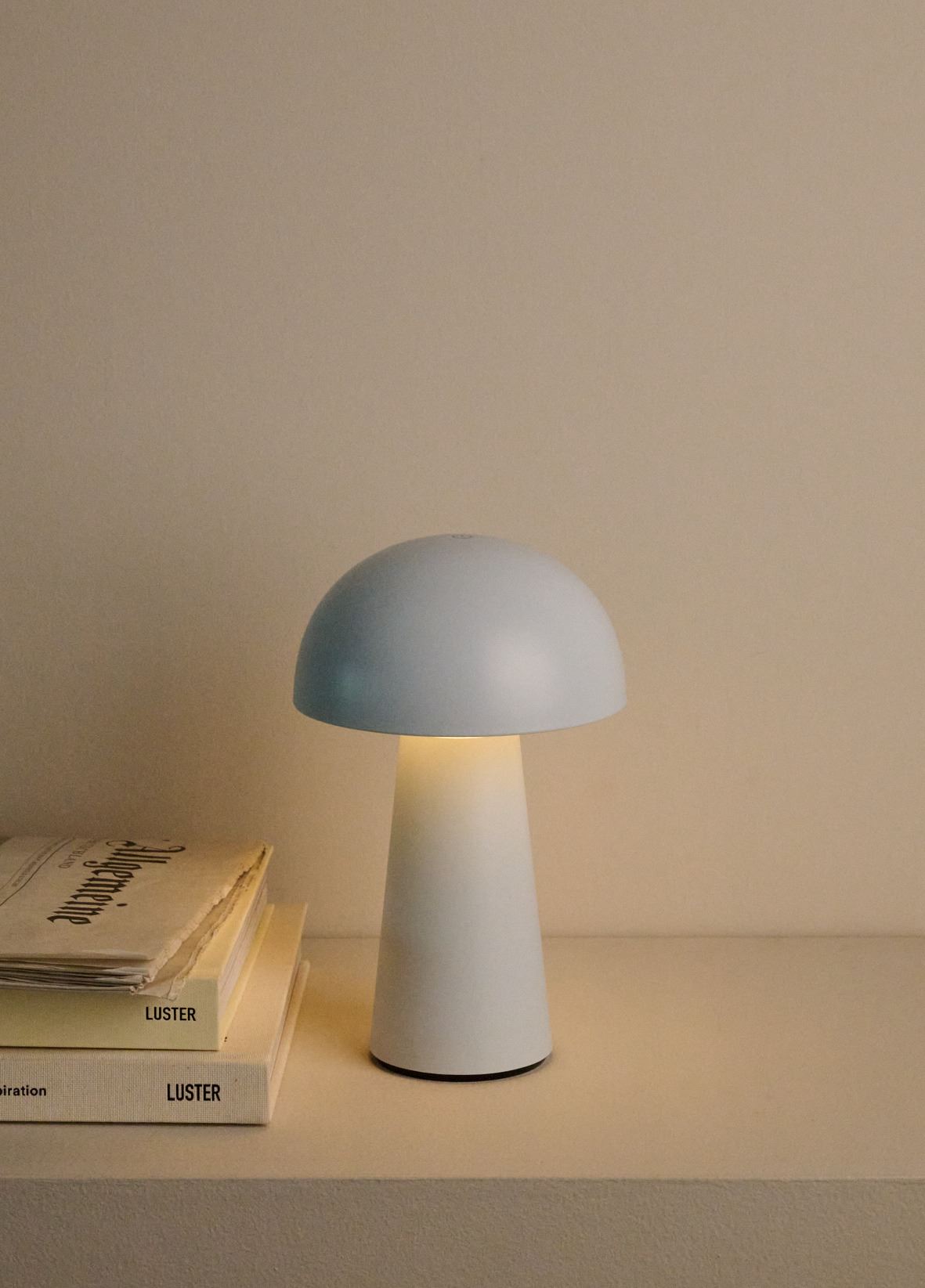 Patareitoitel valgusti hele sinine - 5