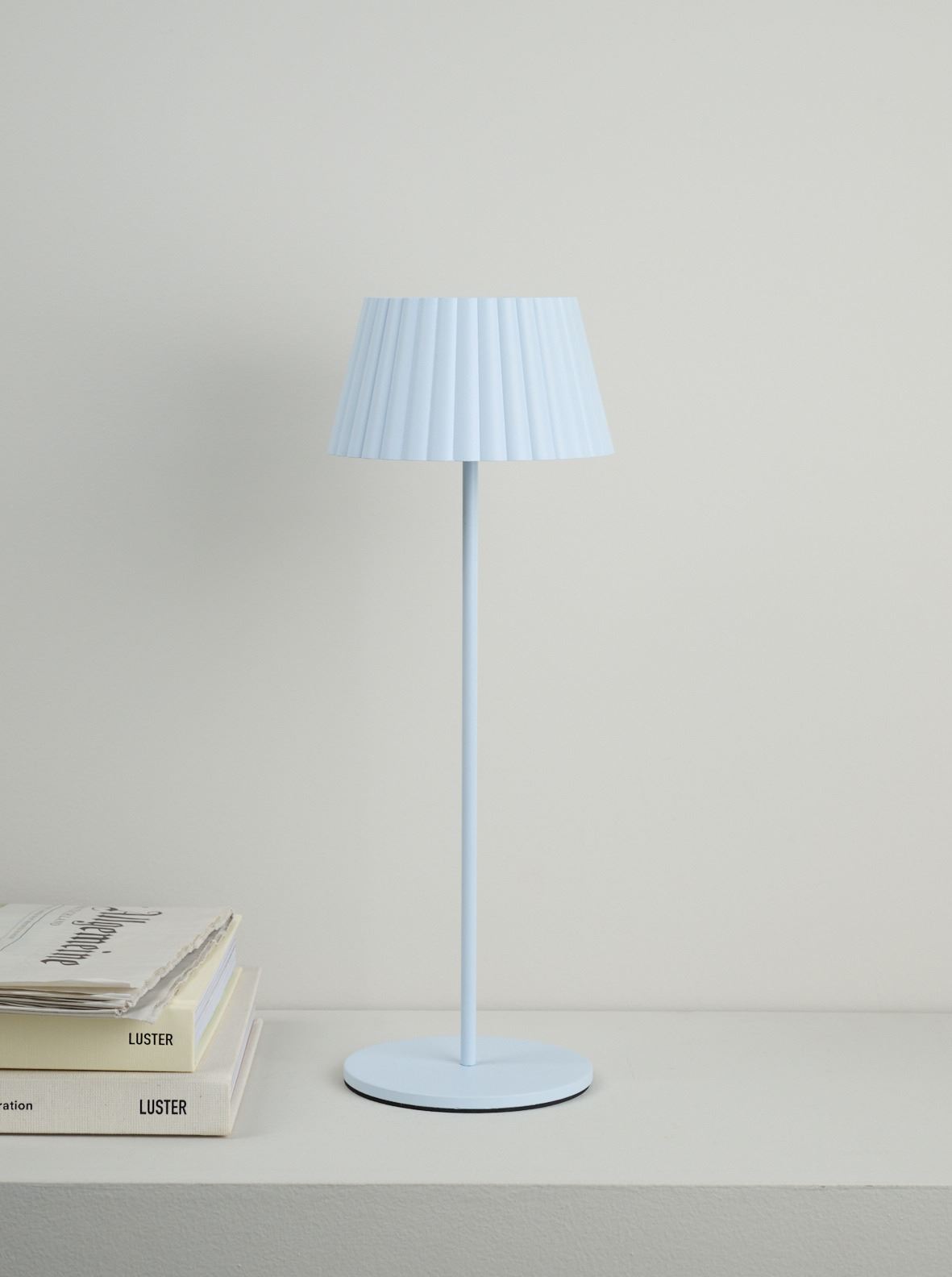 Patareitoitel valgusti hele sinine - 3