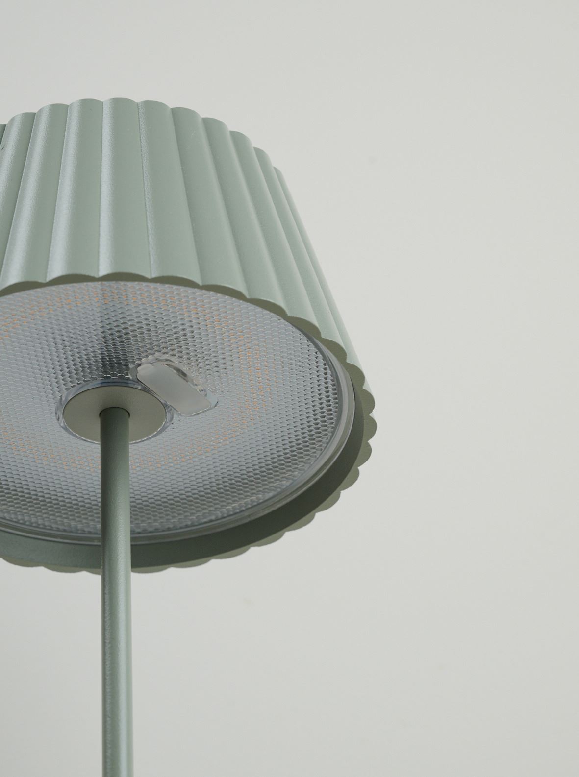 Patareitoitel valgusti merihein - 4