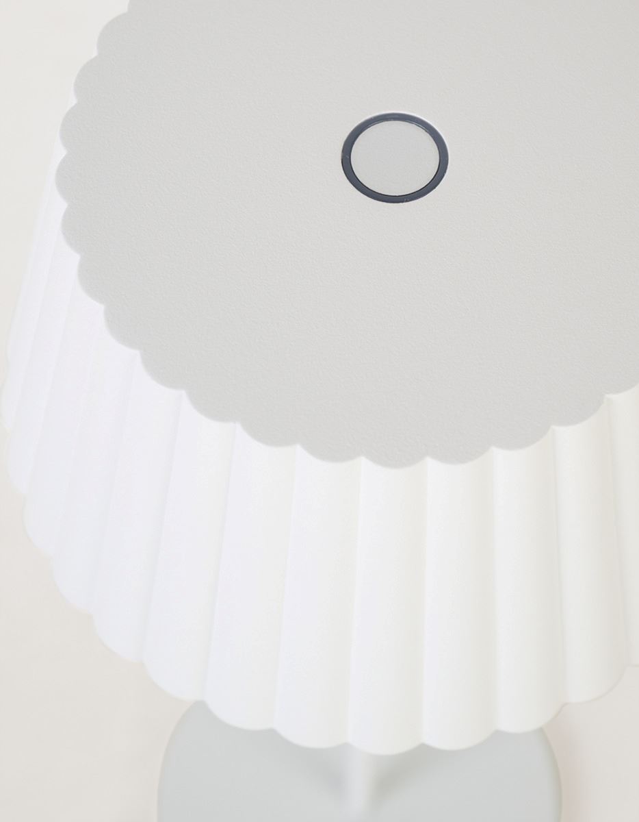 Patareitoitel valgusti valge - 2