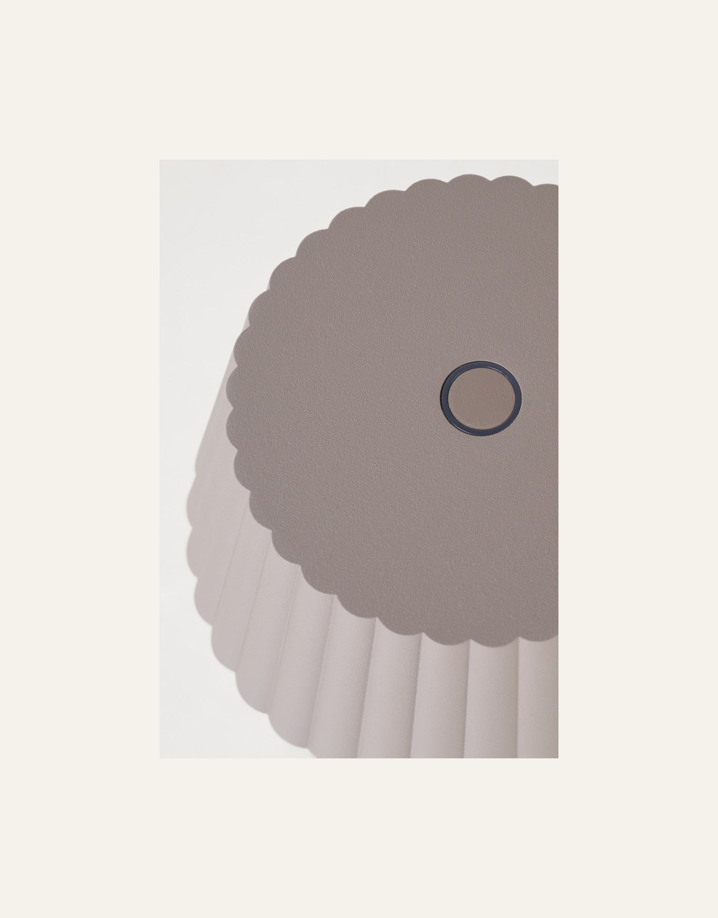 Patareitoitel valgusti hallikaspruun - 3