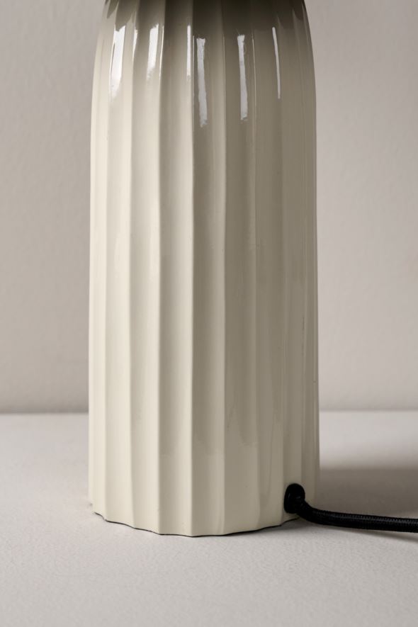 Lauavalgusti pruun - 3