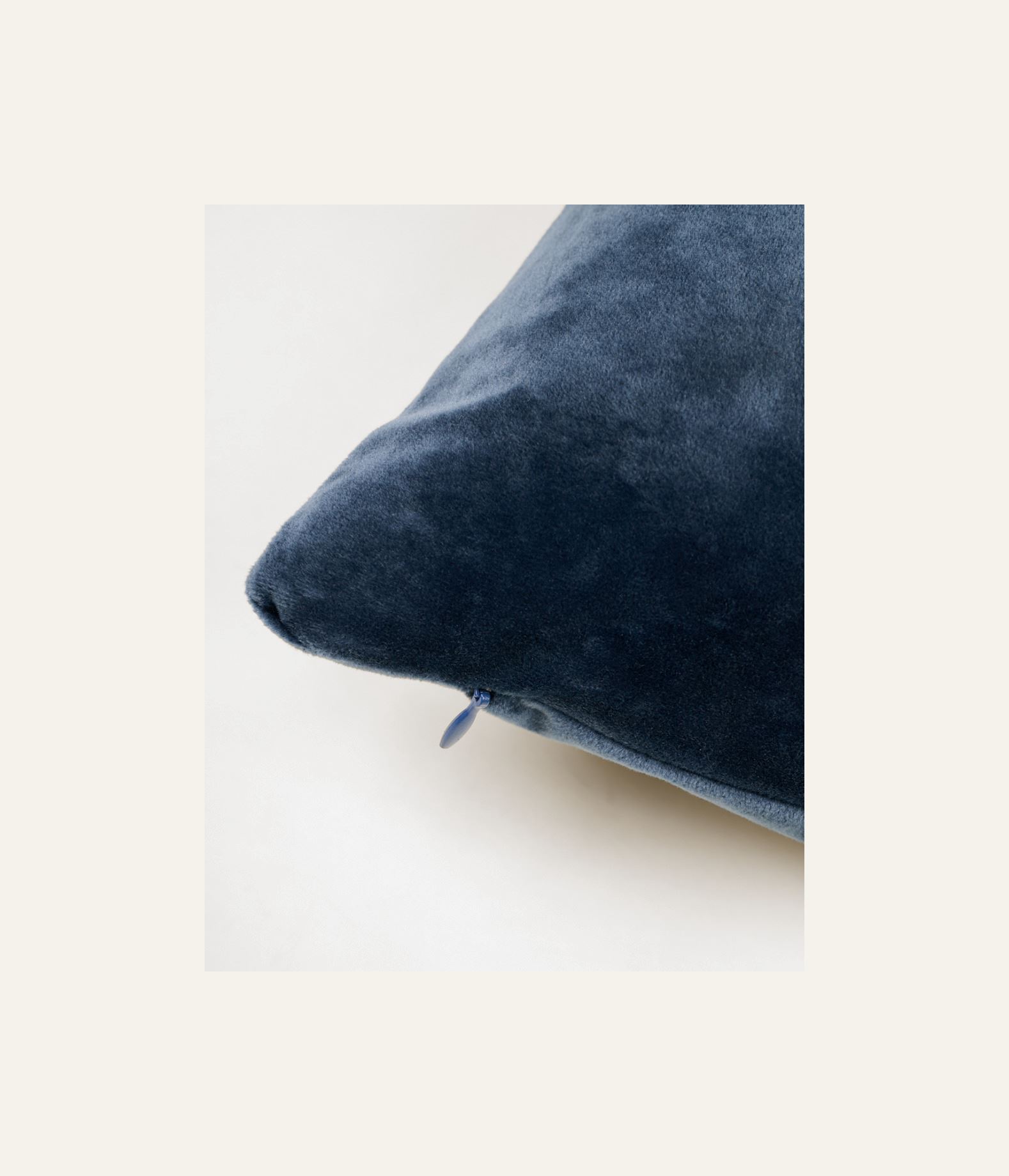 Dekoratiivpadja kate tumesinine - 2