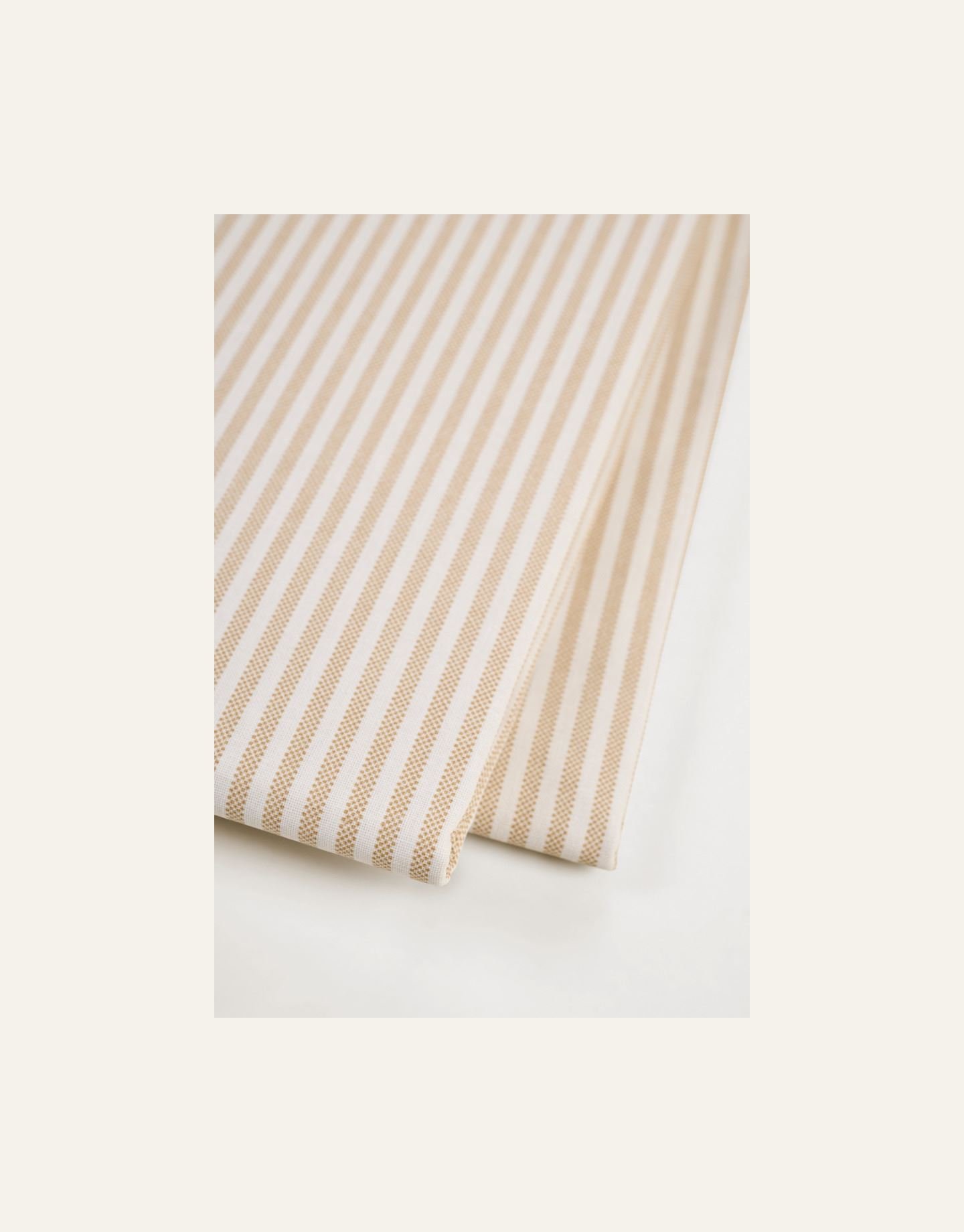 Vahatatud laudlina beež - 2