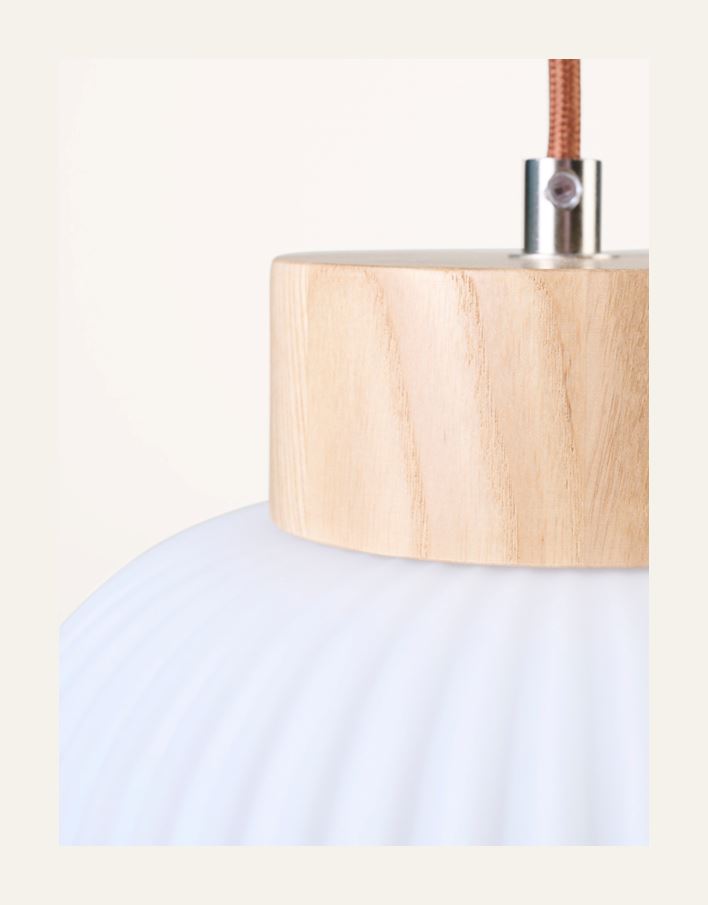 Laevalgusti naturaalne toon - 3