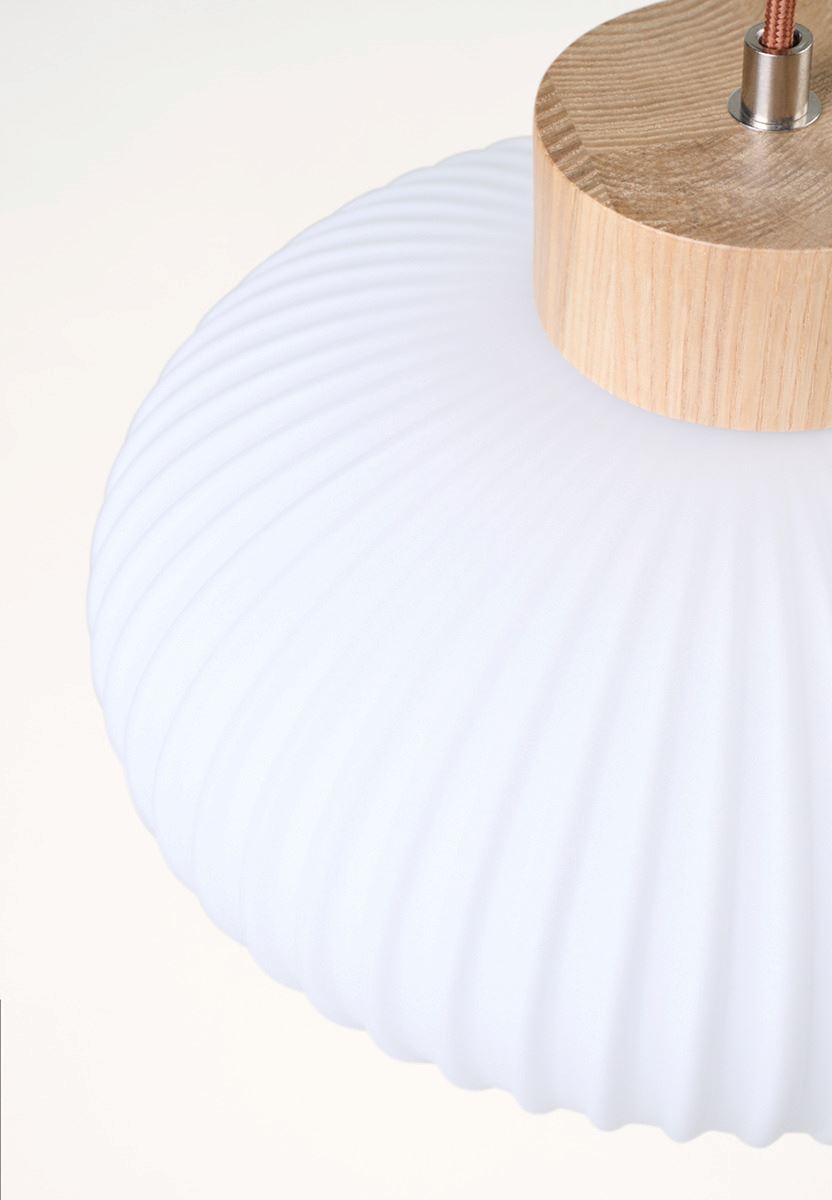 Laevalgusti naturaalne toon - 6