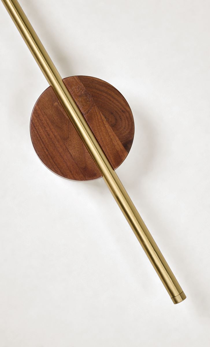 Seinavalgusti pruun - 5