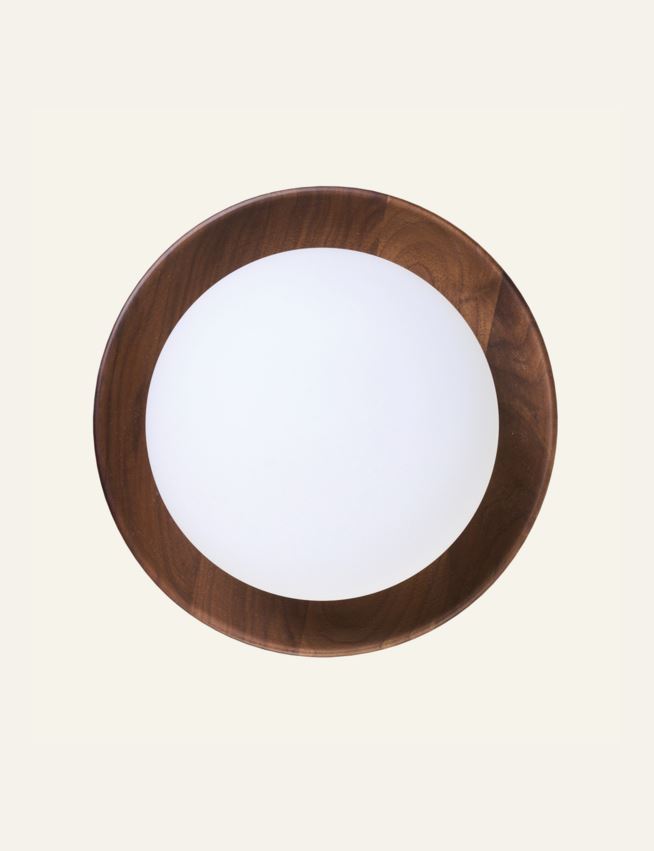 Seinavalgusti pruun - 2