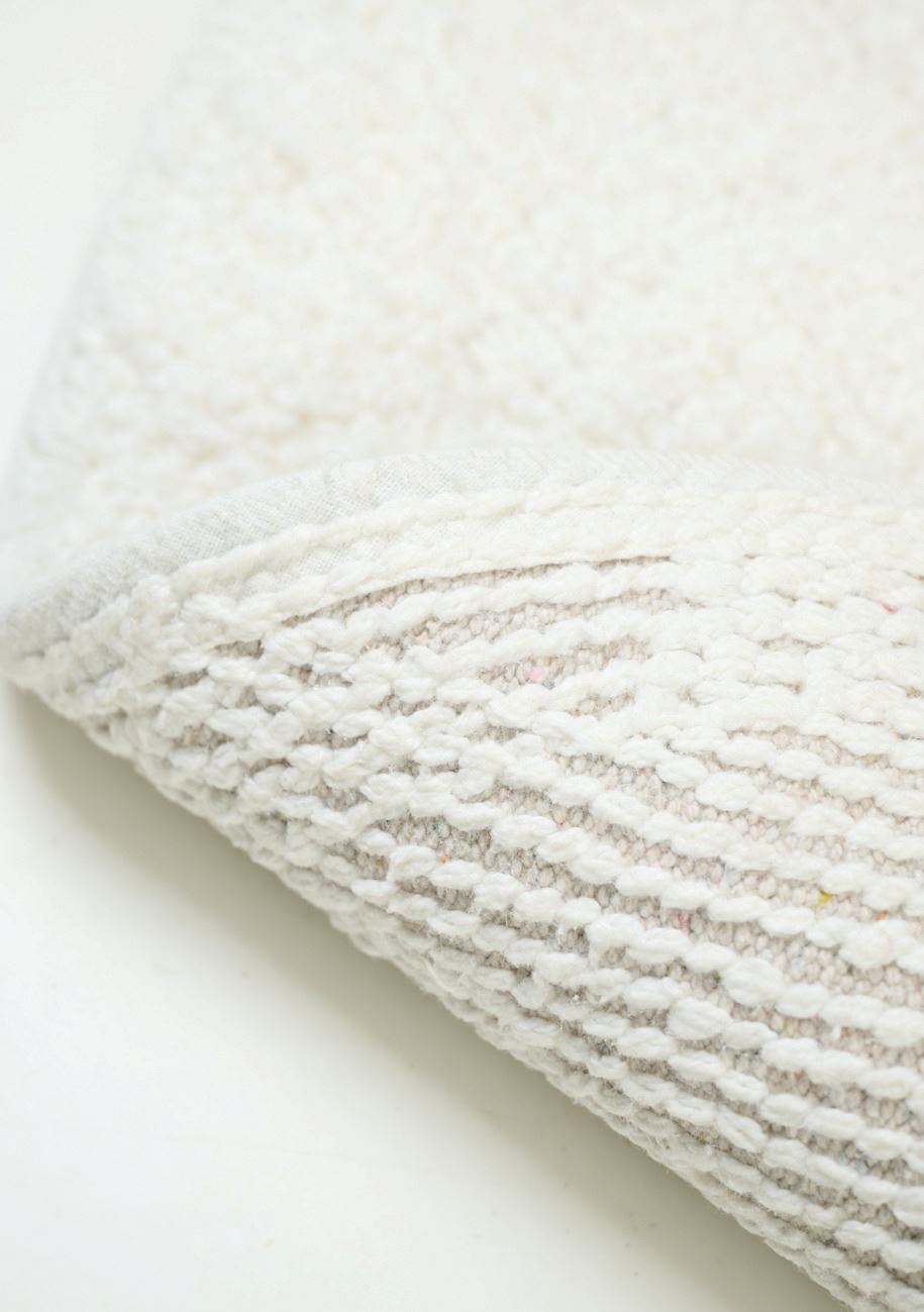 Vannitoamatt loodusvalge - 3