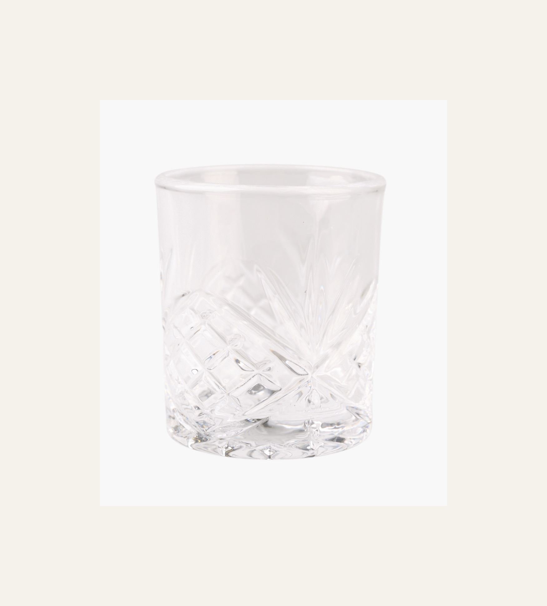 Klaas läbipaistev - 3