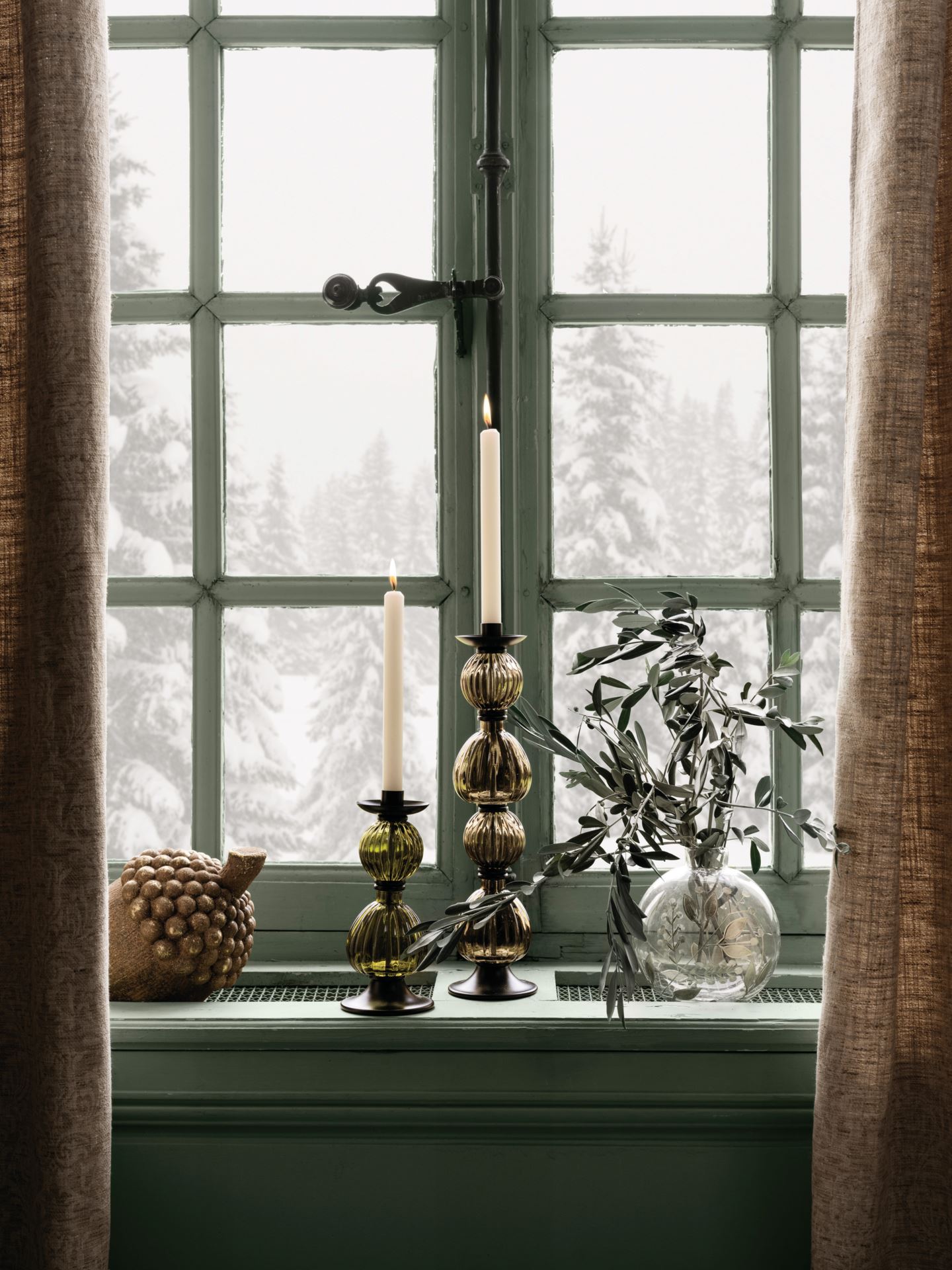 Krooniküünal valge - 2