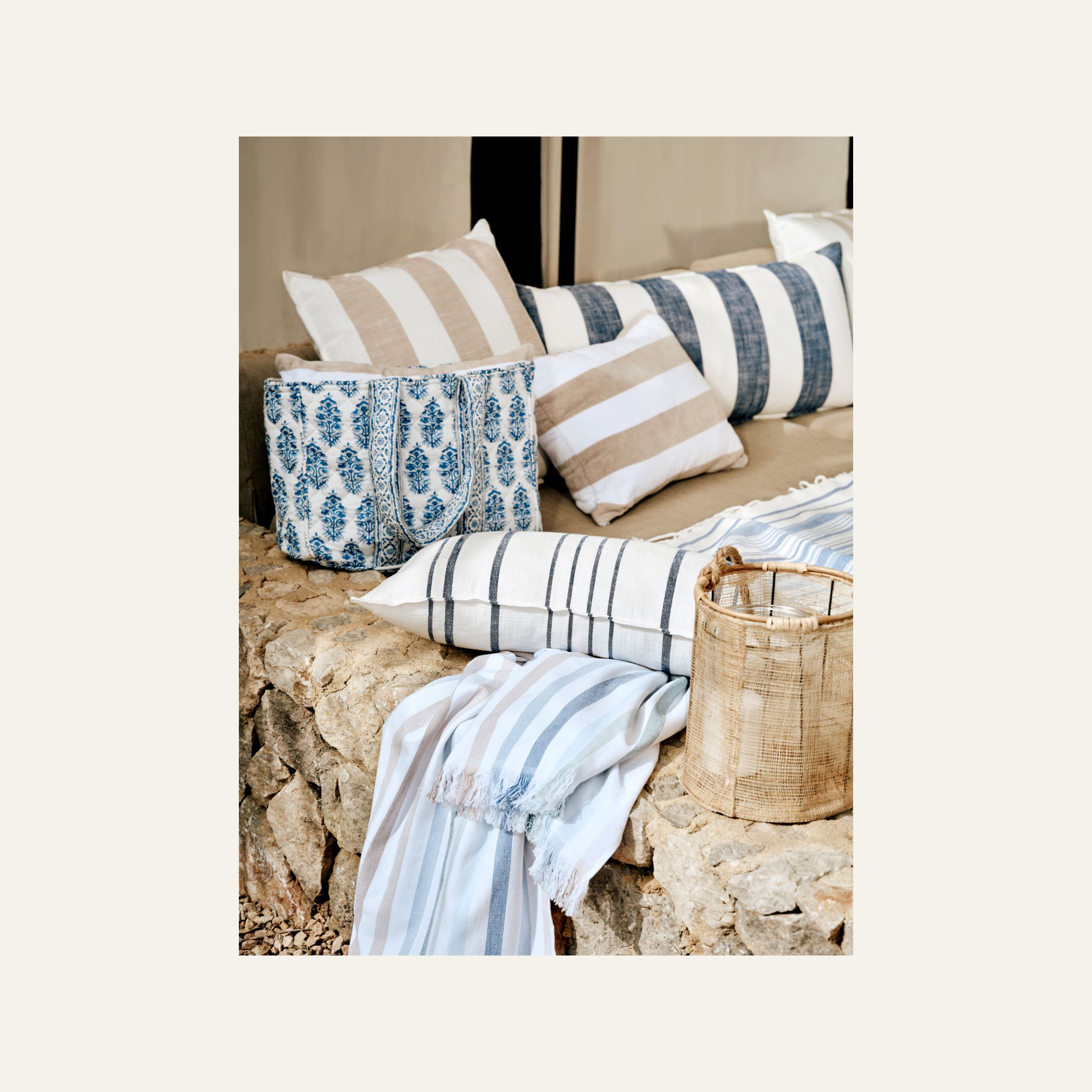 Dekoratiivpadi beež - 2