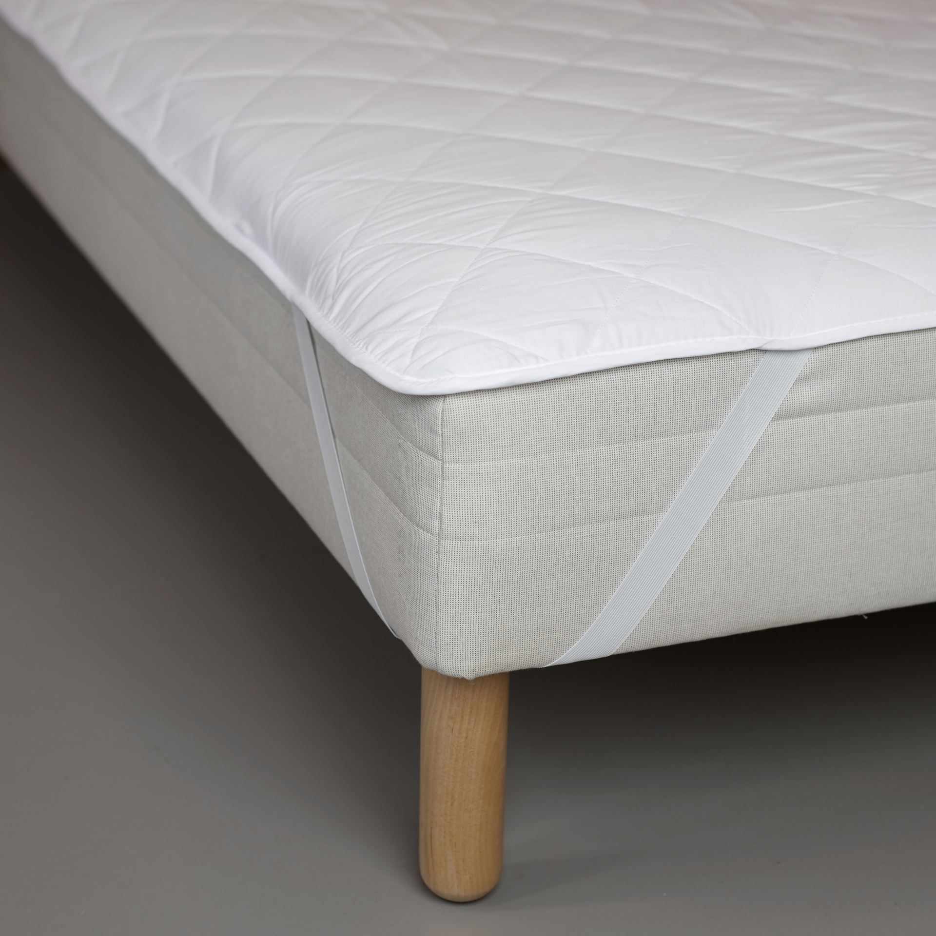 Madratsikate valge - 2