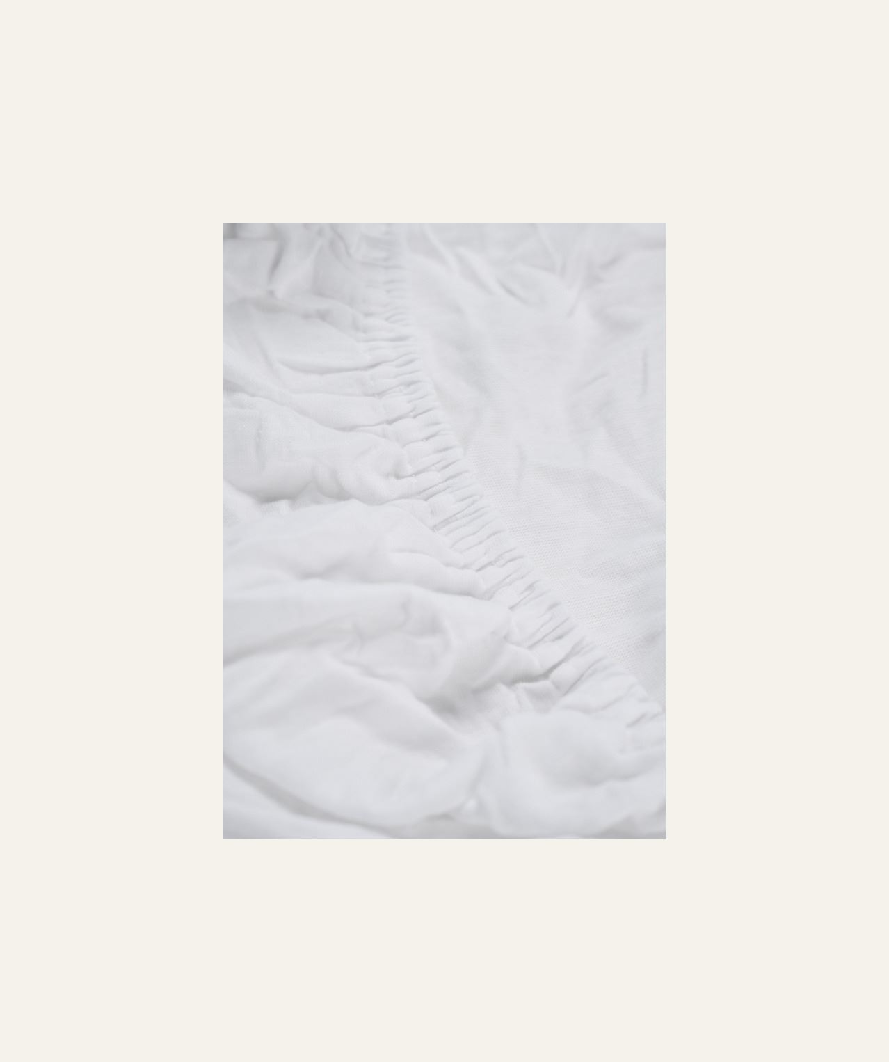 Voodilina kummiga valge - 3