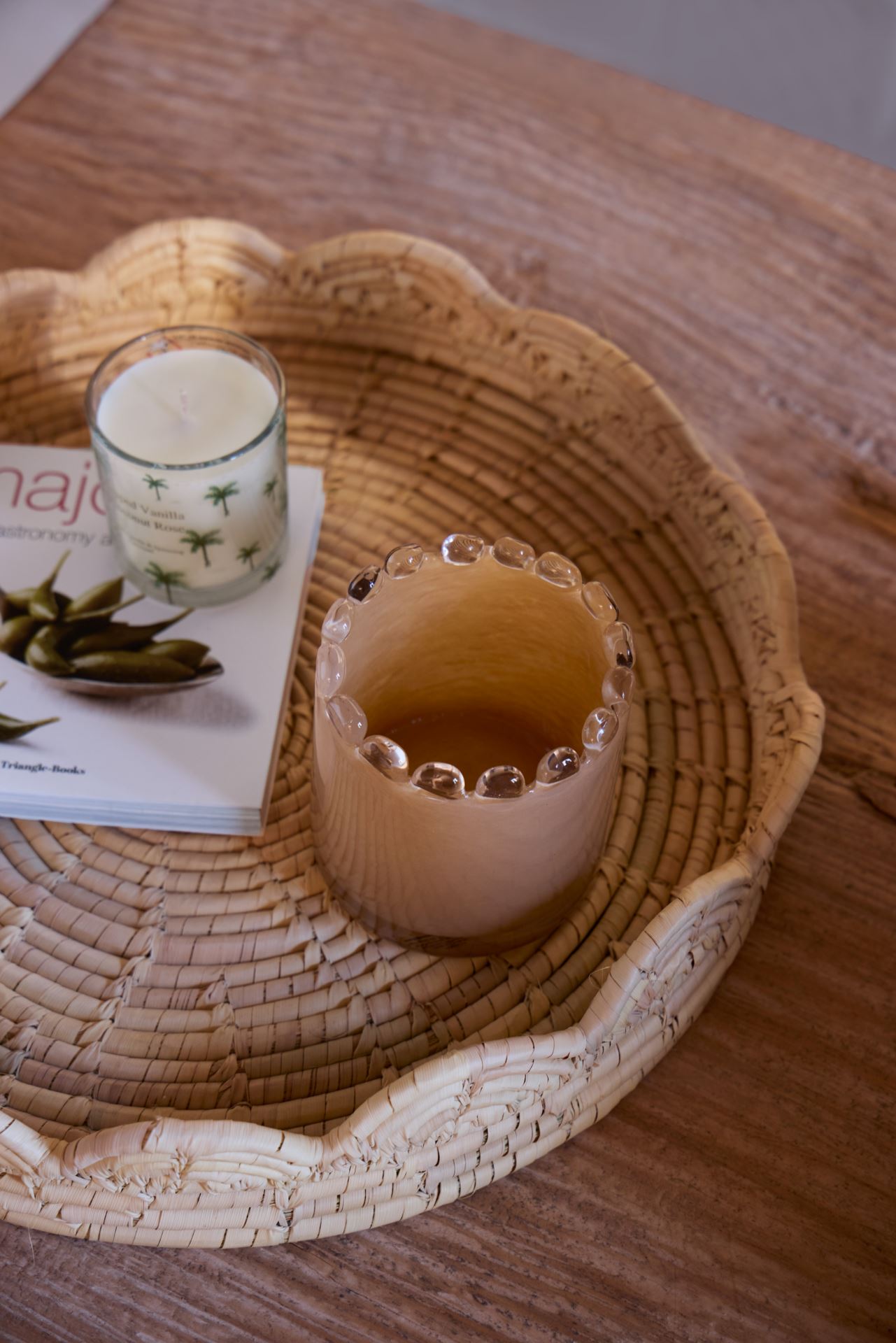 Küünlalatern hallikaspruun - 2