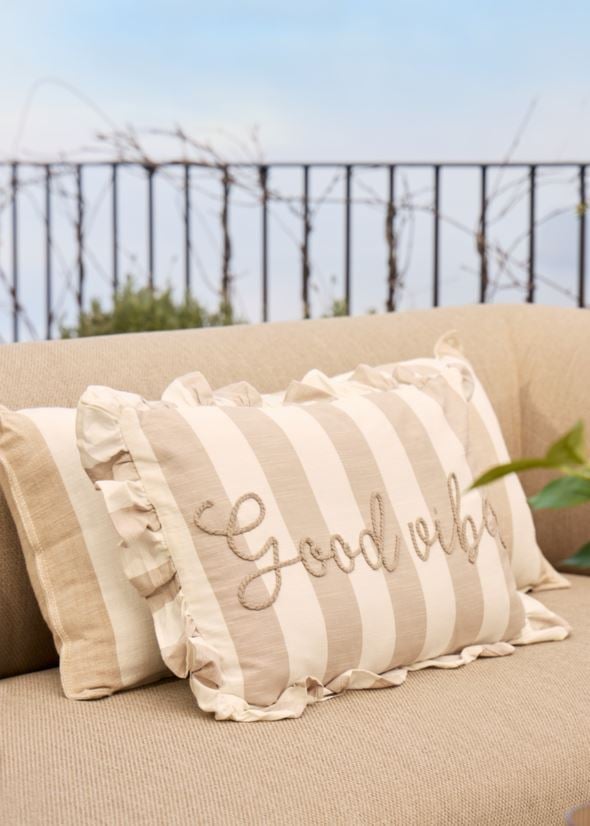 Dekoratiivpadi beež - 2